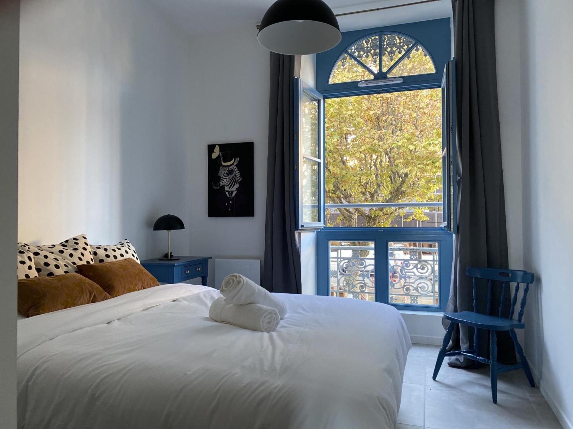 Le Jules Appart'Hotel Romans-sur-Isère Exterior foto